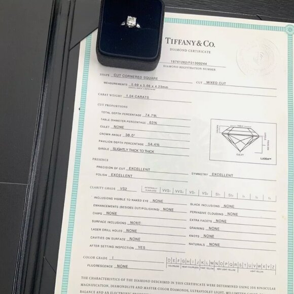 MINT! TIFFANY AND CO VVS 1CT++ PLATINUM WEDDING RING WITH BOX AND PAPER!! - Picture 3 of 10